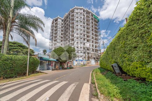 Picture of 2-3 bedroom apartment for sale.