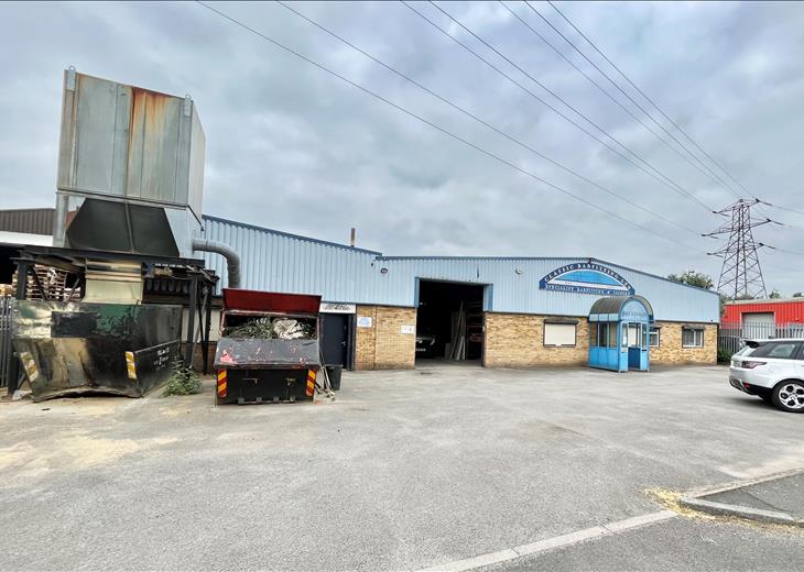 Picture of 7,154 sqft Industrial/Distribution for sale.