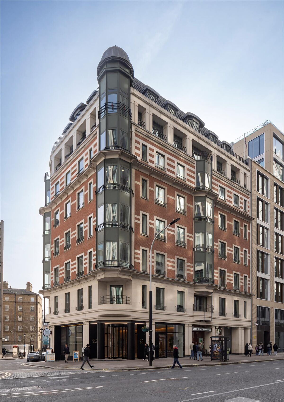 Fully refurbished CAT A and fitted floors available at 25 Victoria Street