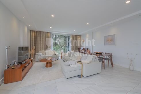 Picture of 3 bedroom apartment for sale.