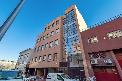 Picture of 266 - 630 sqm Office for rent.
