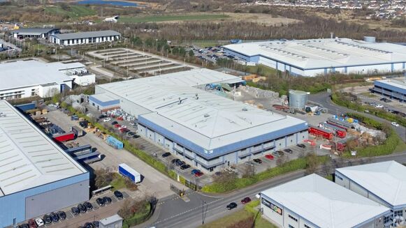 Picture of 120,247 sqft Industrial/Distribution for rent.