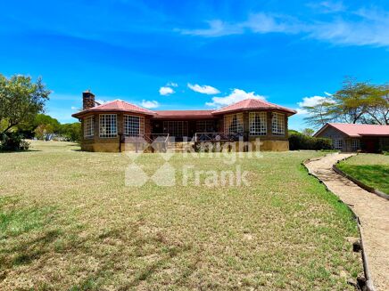 Picture of House for sale.