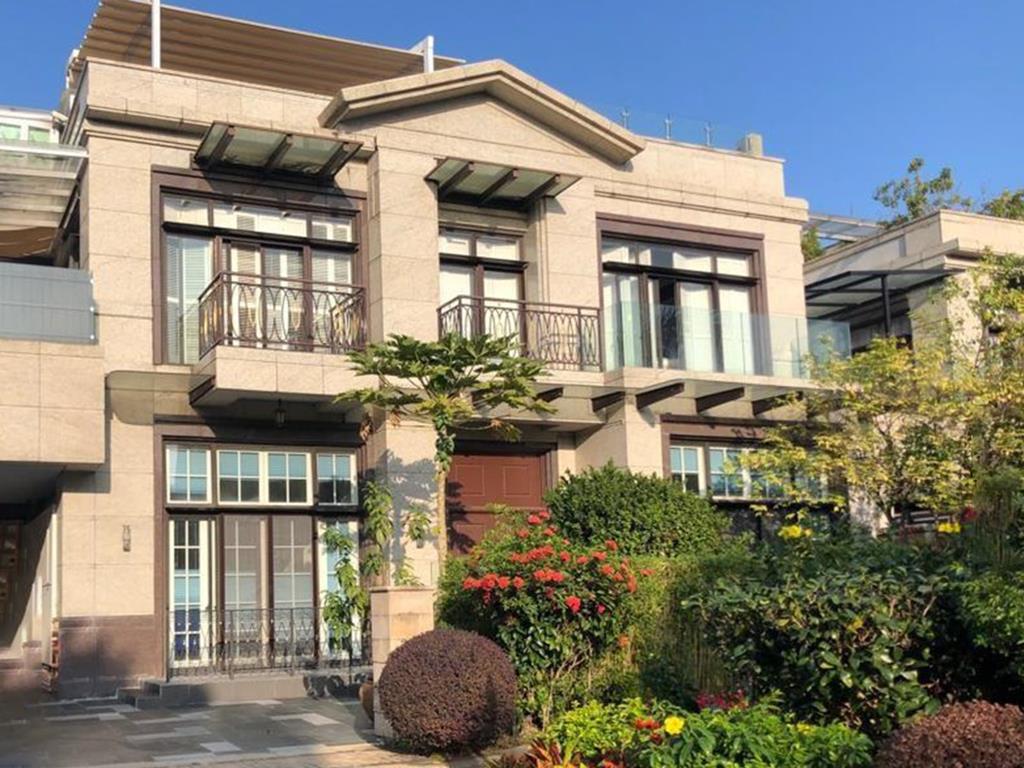 Image of The Royal Oaks, 8 Kam Tsin South Road, Kwu Tung, New Territories