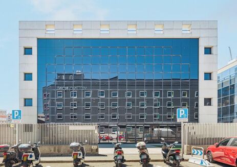 Picture of 300 - 1,302 sqm Office for rent.