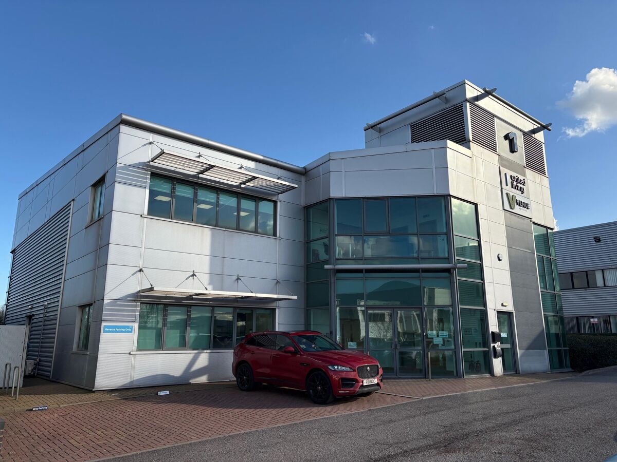 First Floor office accommodation on established Business Park