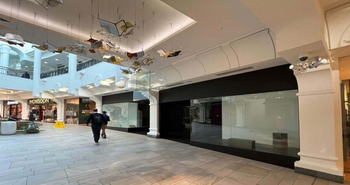 3,905 sq. ft Available