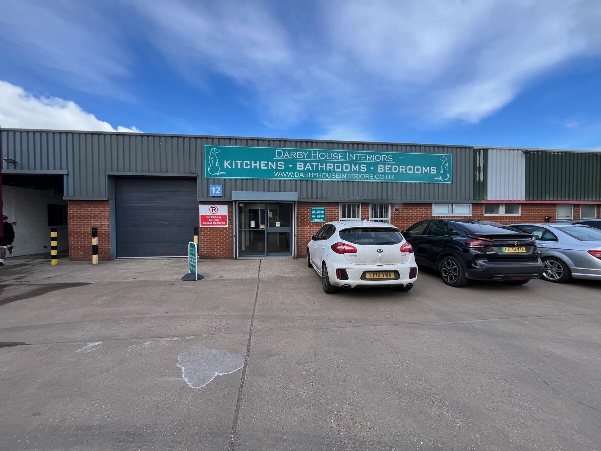 Industrial warehouse / trade counter unit with great access to Junction 34 of the M1 Motorway - Available Immediately By Way of Subletting (or Assignment)