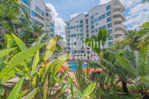 Picture of 3 bedroom apartment for sale.