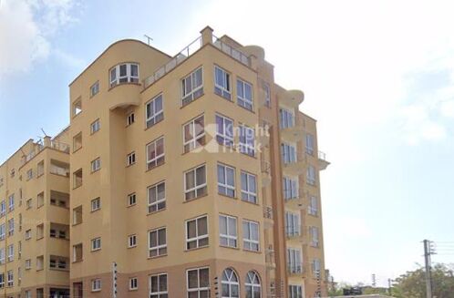 Picture of 4 bedroom apartment for sale.