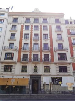 Picture of 275 sqm Office for rent.
