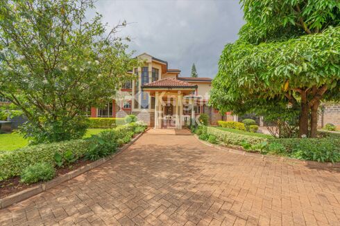 Picture of 5 bedroom house for sale.