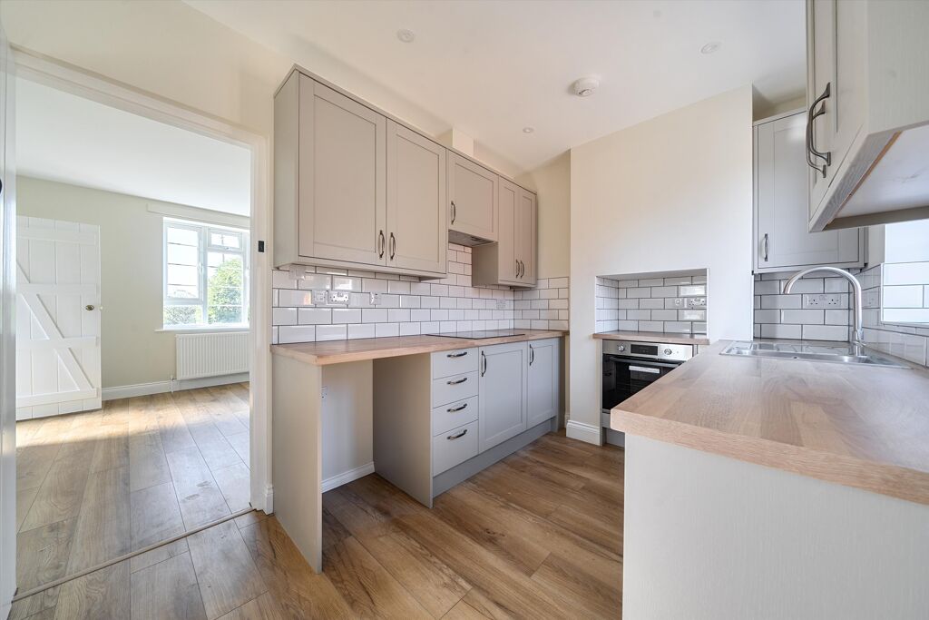 Image of Brimpton Road, Reading, Berkshire RG7
