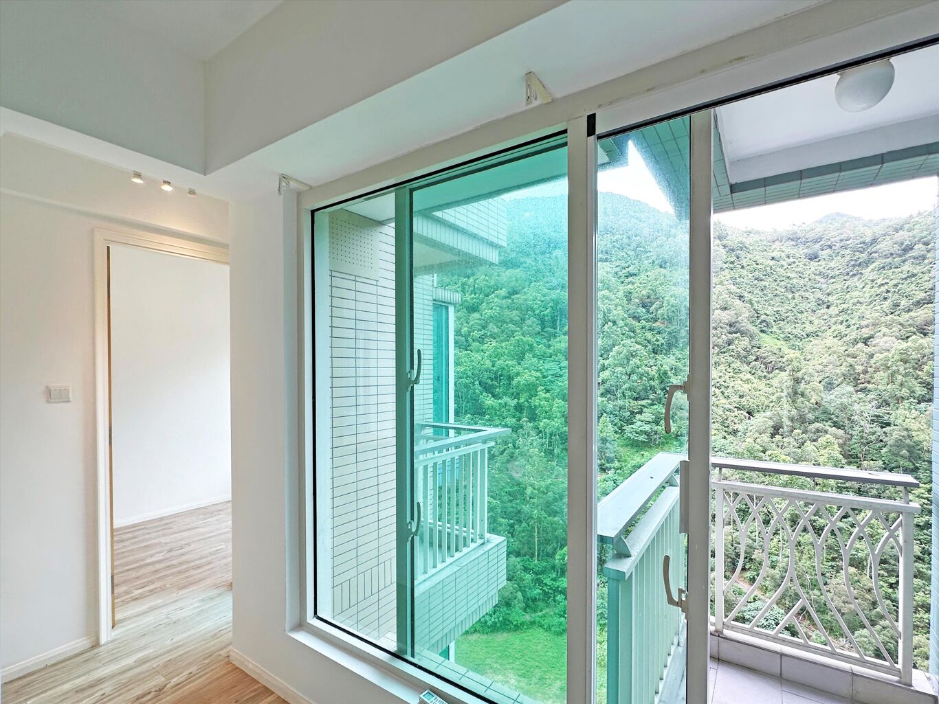 Image of The Beaumount Phase 1, 8 Shek Kok Road, Lohas Park, Tseung Kwan O, New Territories