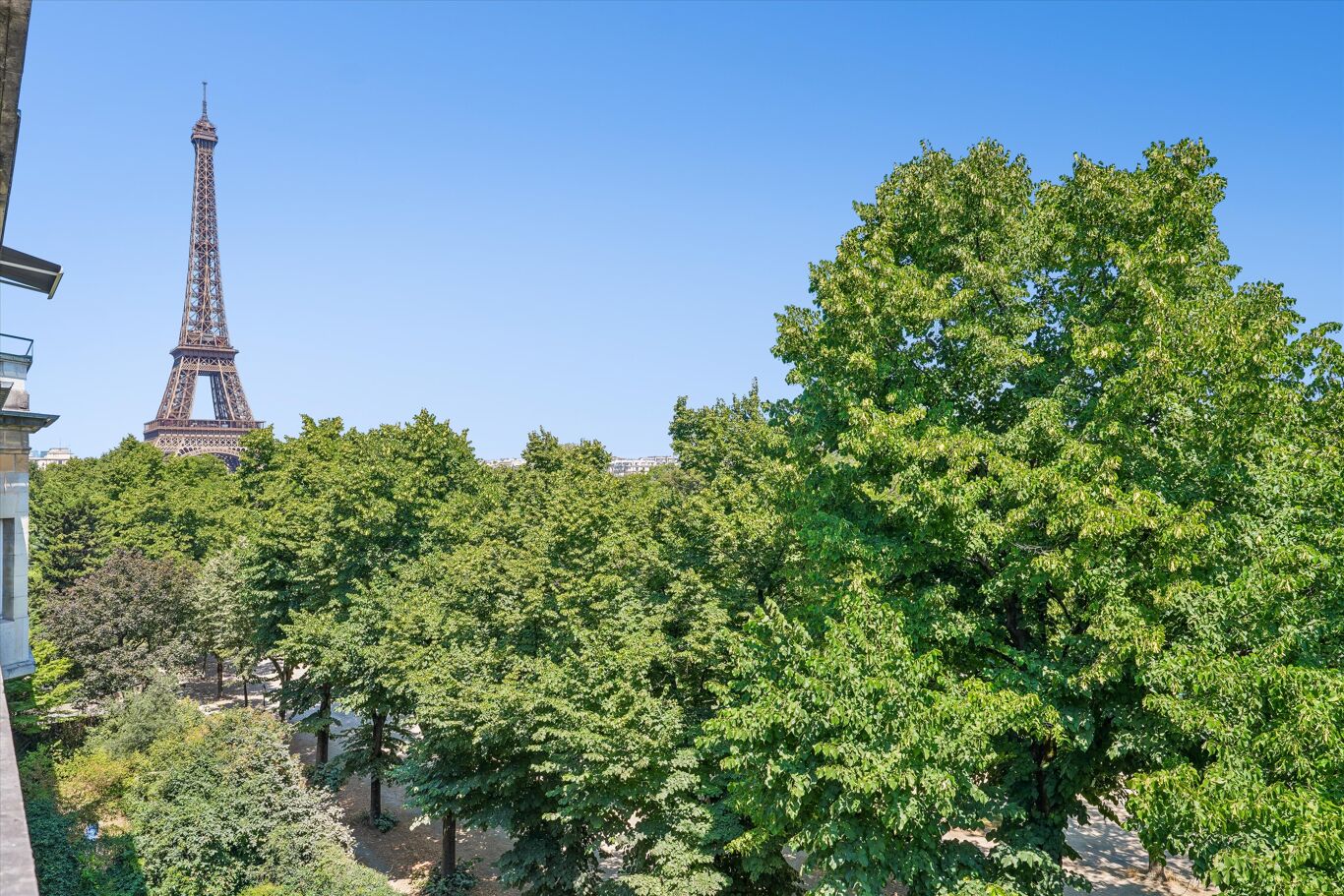 Image of Champ de Mars, Paris 7ème