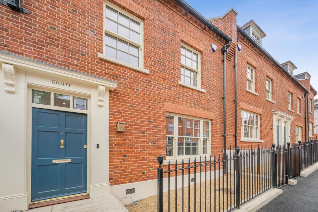 Image of Arm and Sword Lane, Hatfield, Hertfordshire AL9