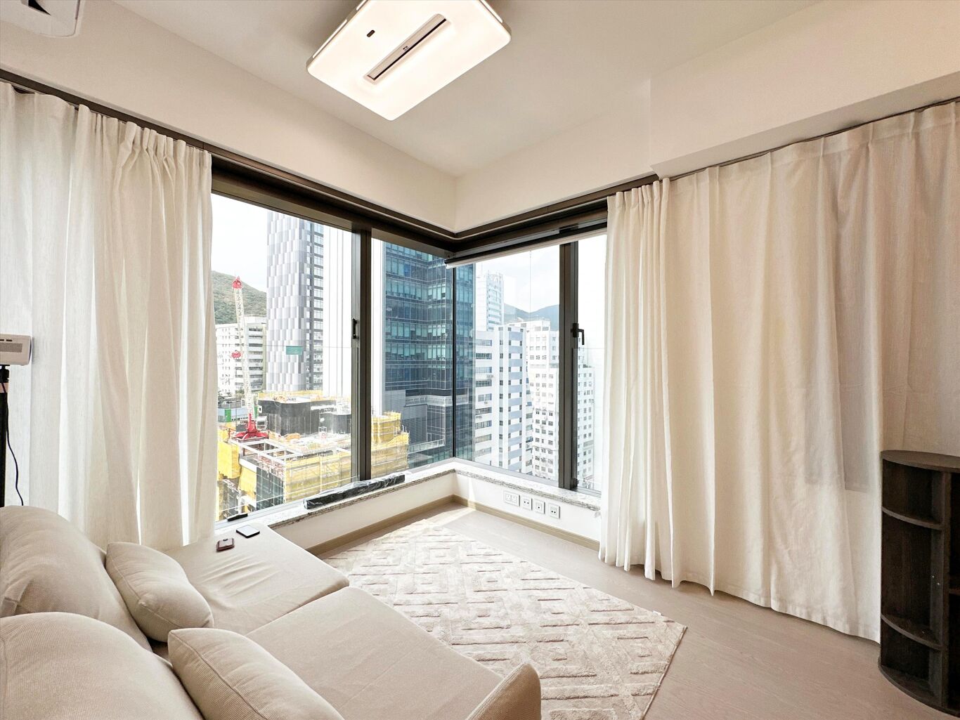 Image of Blue Coast, The Southside Phase 3C, 11 Heung Yip Road, Wong Chuk Hang, Island South