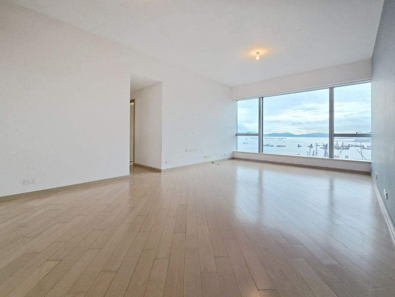 Image of The Cullinan I, 1 Austin Road West, Tsim Sha Tsui, Kowloon