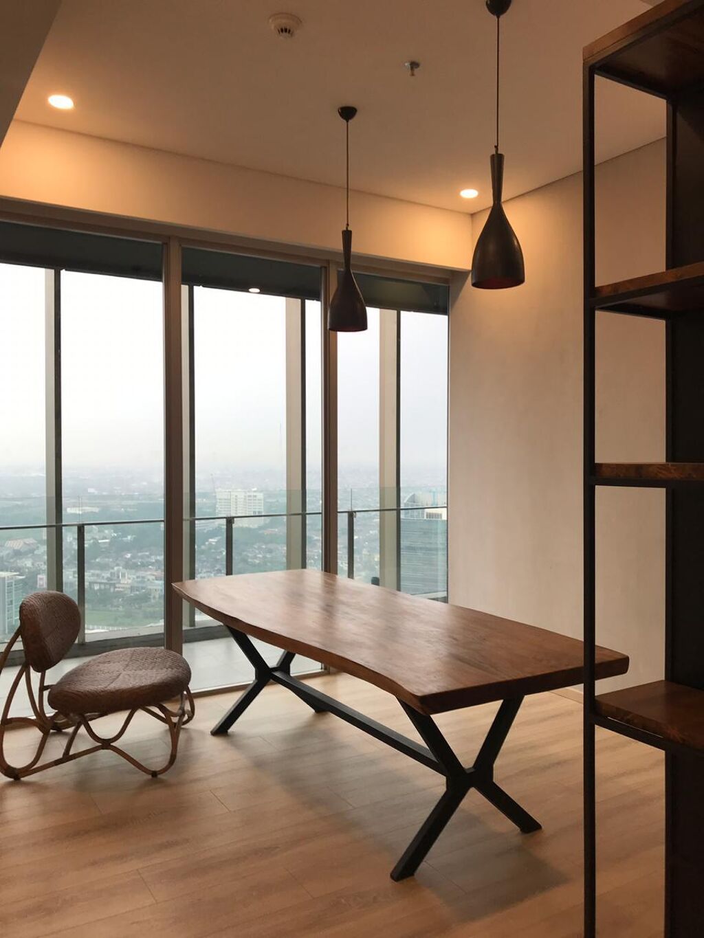 Image of Jl. Alam Utama, Alam Sutera, Tangerang Selatan, Banten