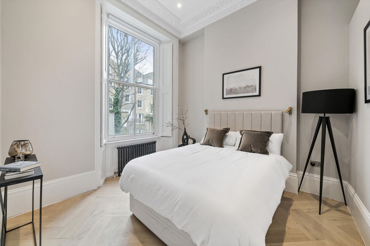 flat to rent in Kensington Gardens Square, London, W2 ILM012162543