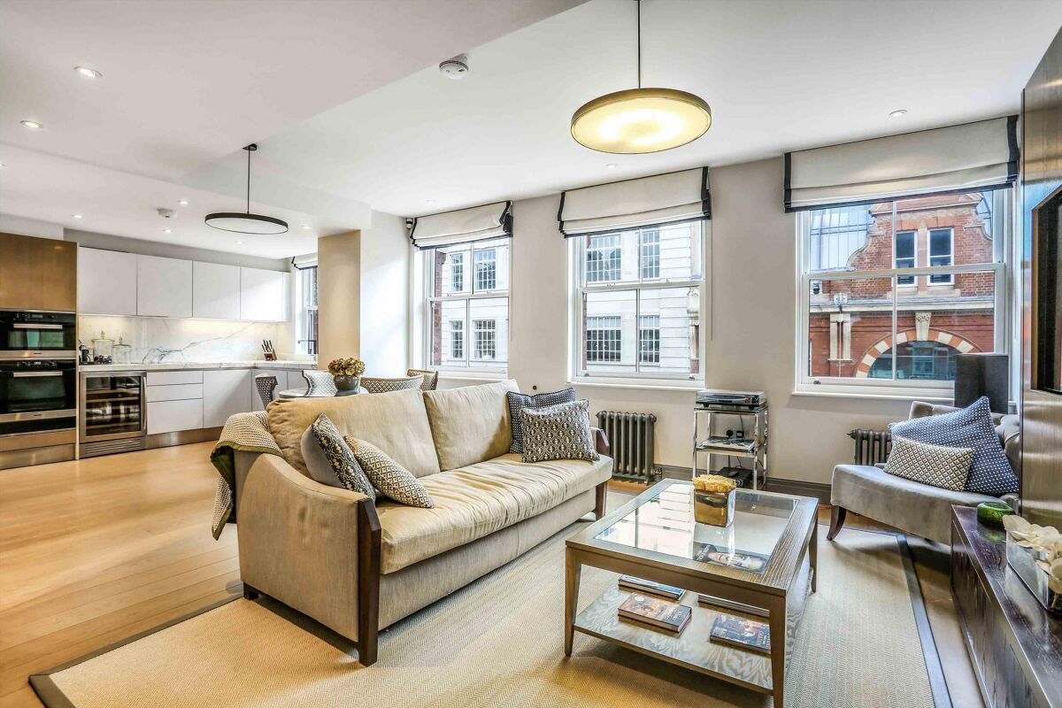 flat to rent in Southampton Street, London, WC2E ILM012183663