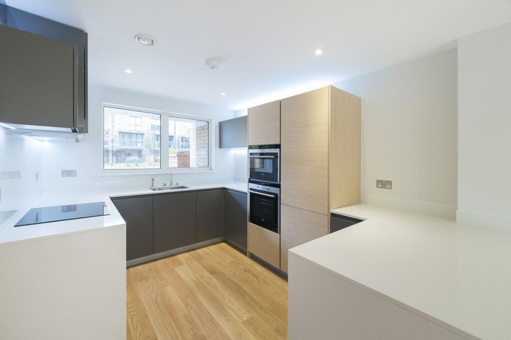 Image of Sir Alexander Close, Napier Square, Bromyard Avenue, Acton, London, W3