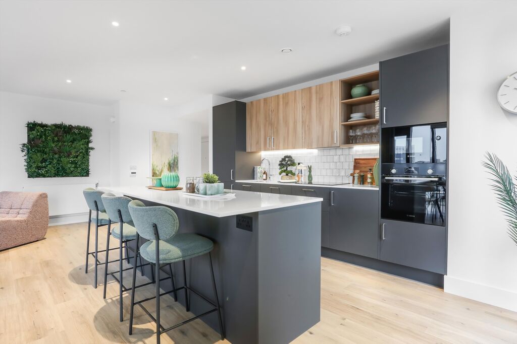 Image of Charter Street, Canary Wharf, London, E22