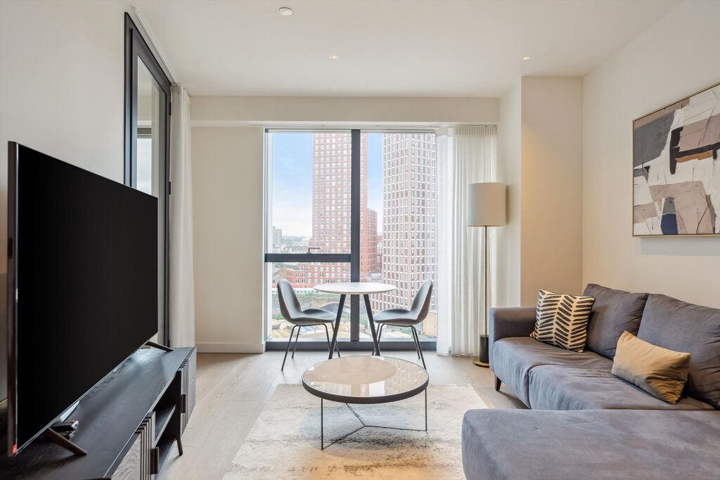 Image of River Park Tower, Nine Elms Lane, London, SW8
