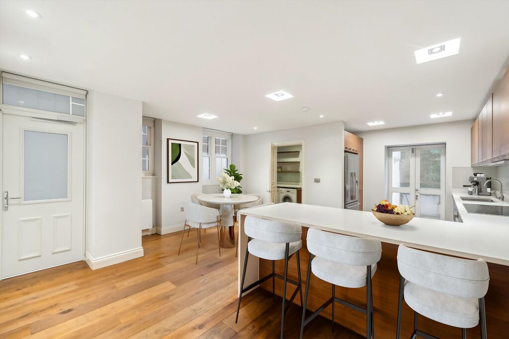 Image of Lincoln Court, 42 Maida Vale, London, W9