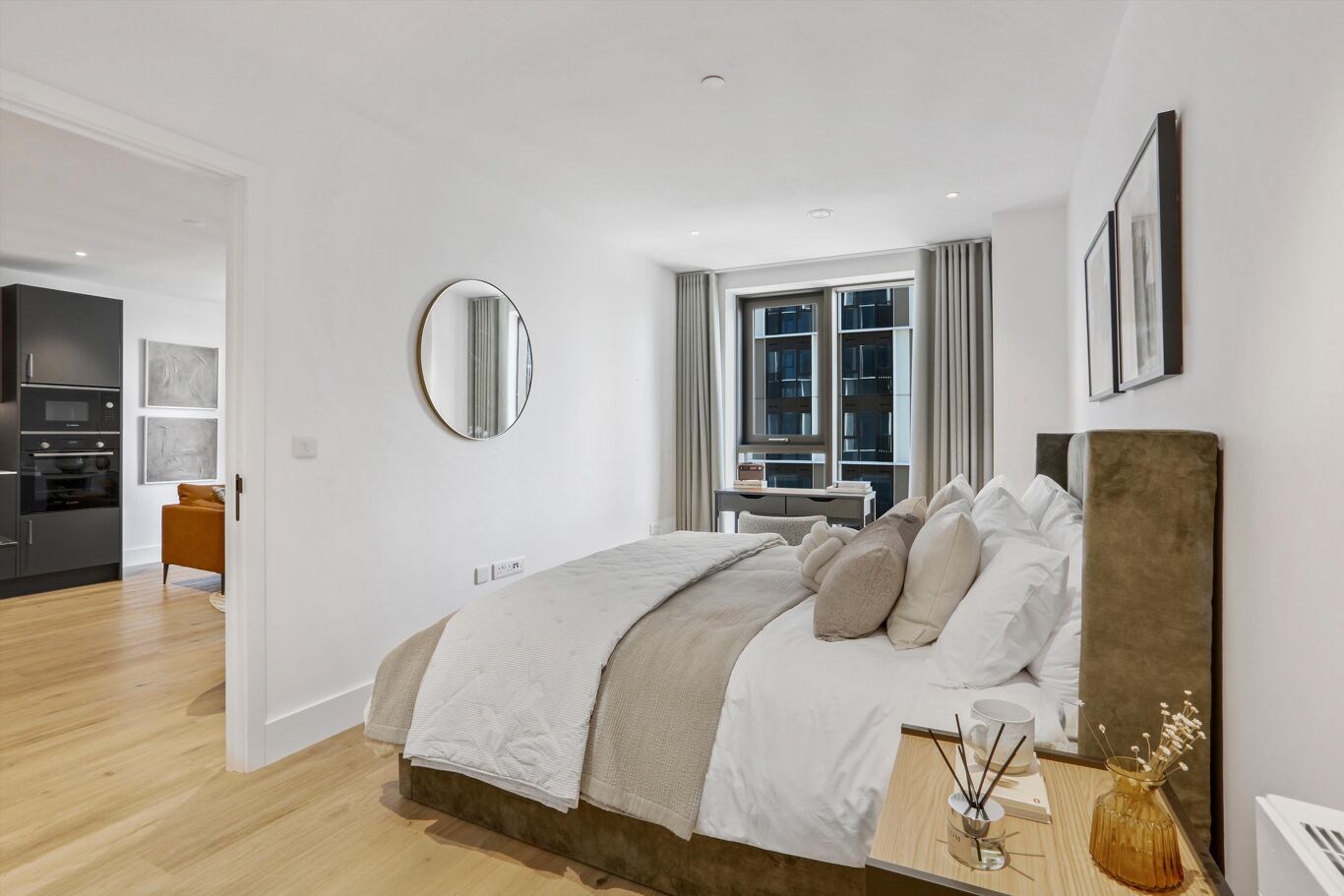 Image of Charter Street, Canary Wharf, London, E22