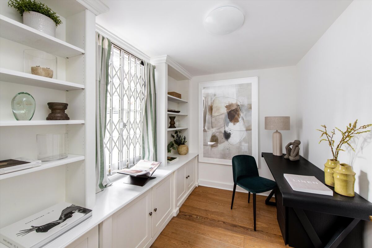 for sale in Barnsbury Road, Islington, London, N1