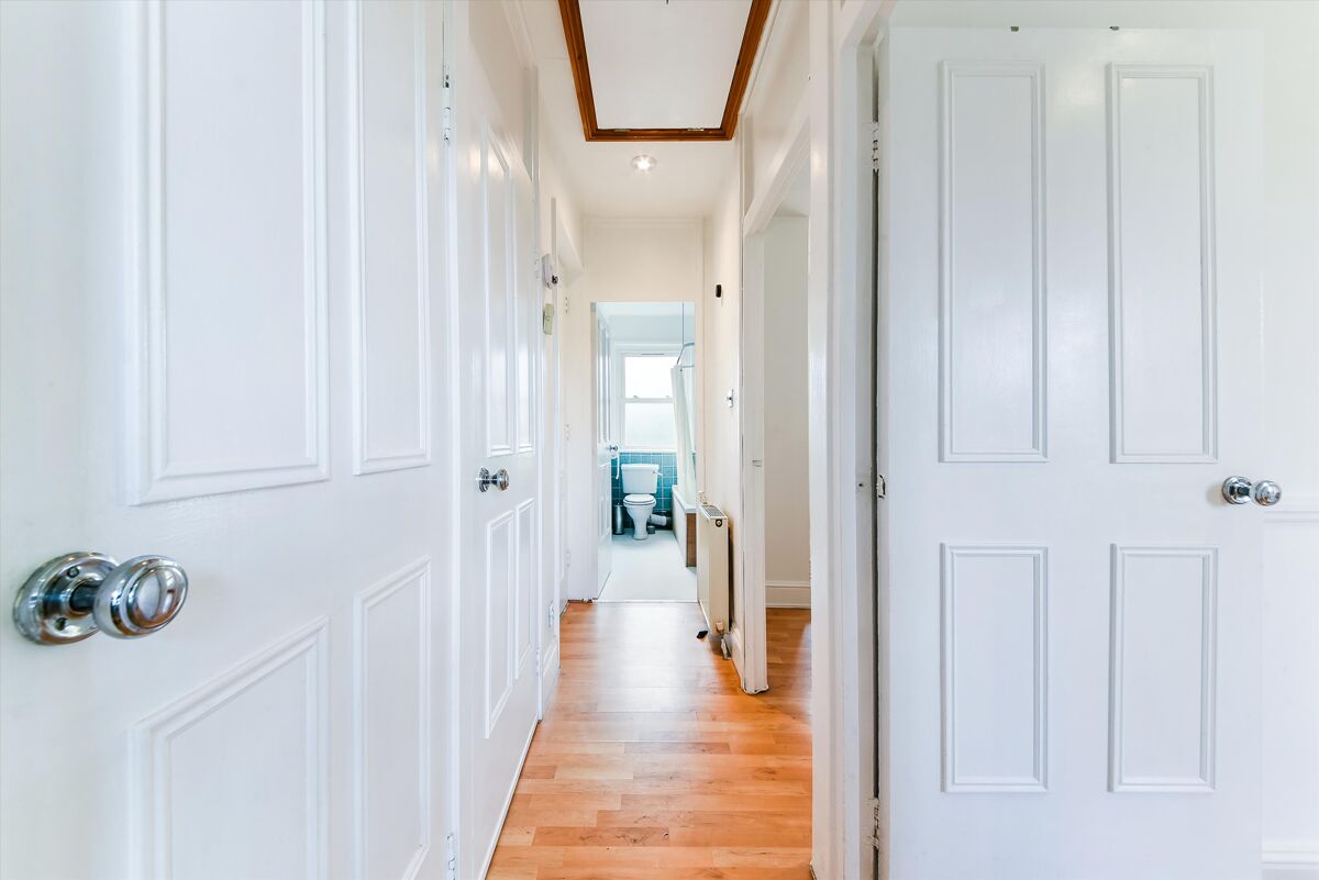 flat for sale in Queensbury Street, London, N1 ISL012038340 Knight