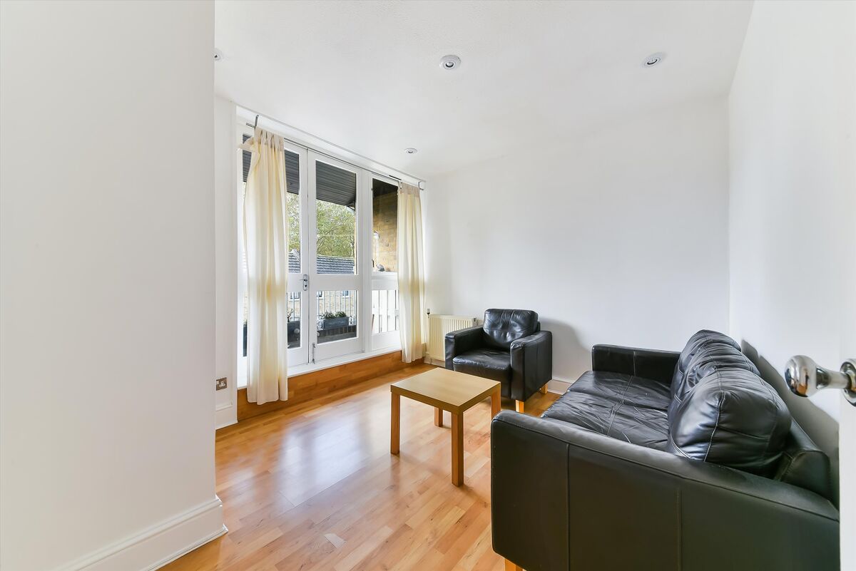flat for sale in Queensbury Street, London, N1 ISL012038340 Knight