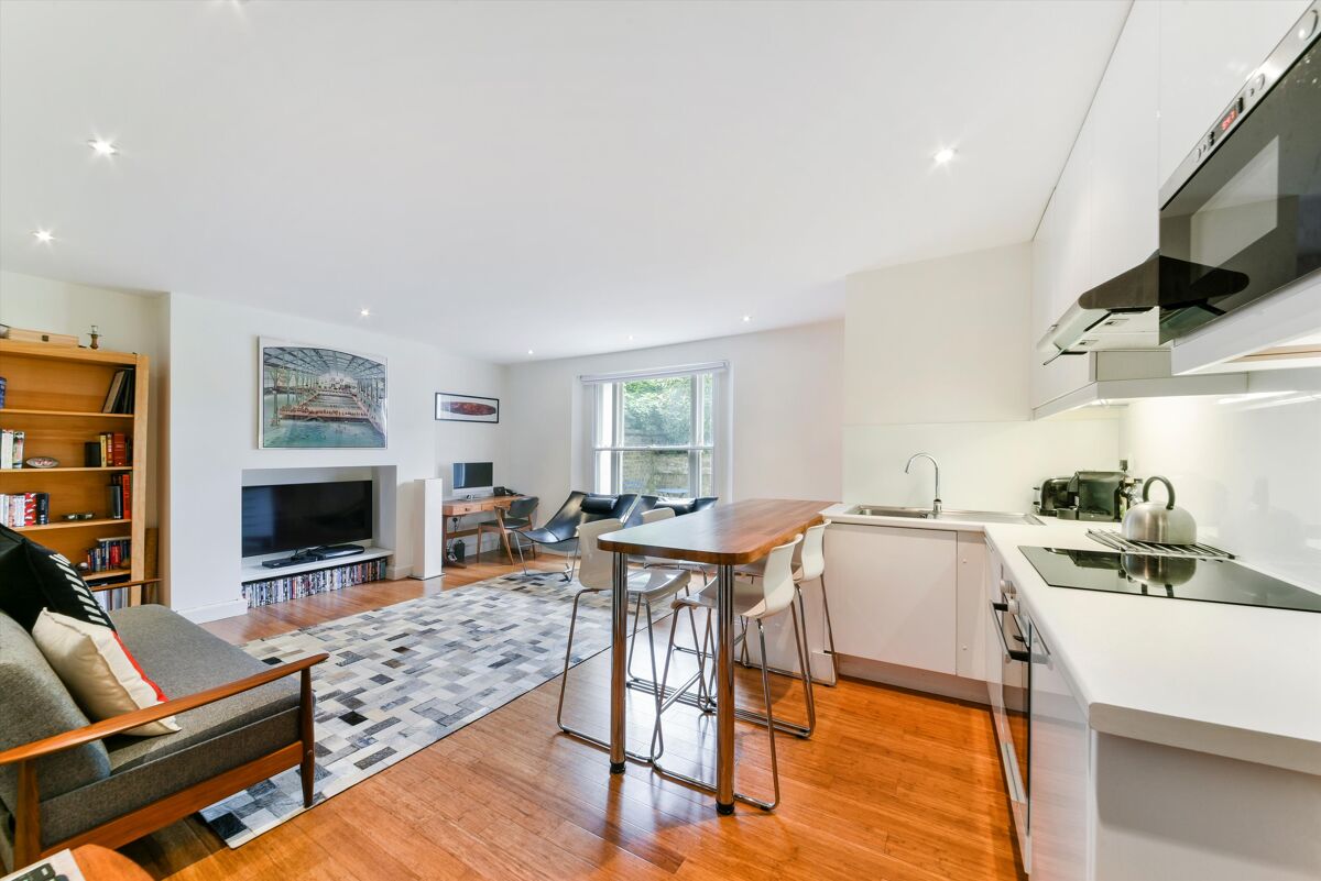 flat for sale in Canonbury Park North, London, N1 ISL012086979