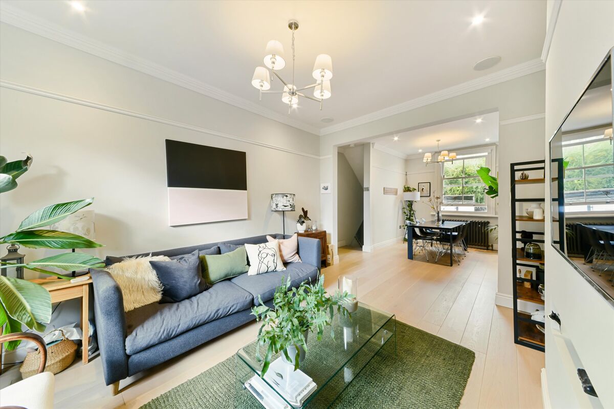 for sale in Barnsbury Road, London, N1 ISL012101356