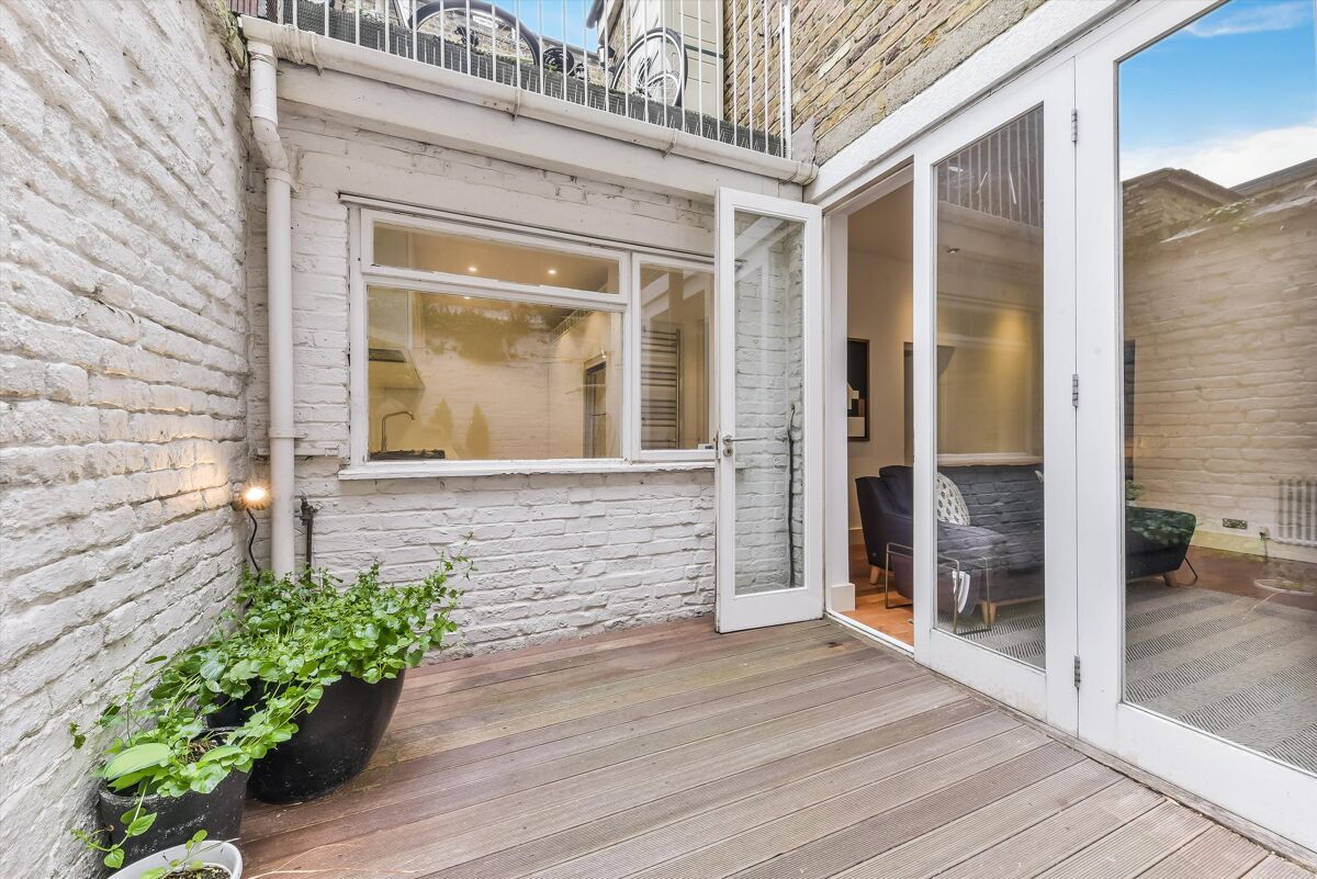 flat for sale in Furlong Road, London, N7 ISL012104269 Knight Frank