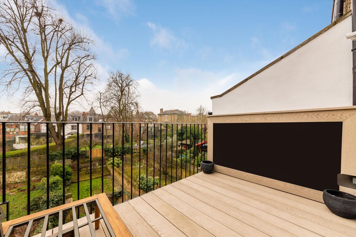 flat for sale in Balfour Road, London, N5 ISL012114922 Knight Frank