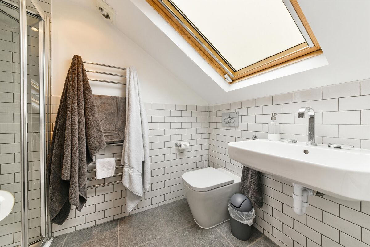 flat for sale in Balfour Road, London, N5 ISL012114922 Knight Frank