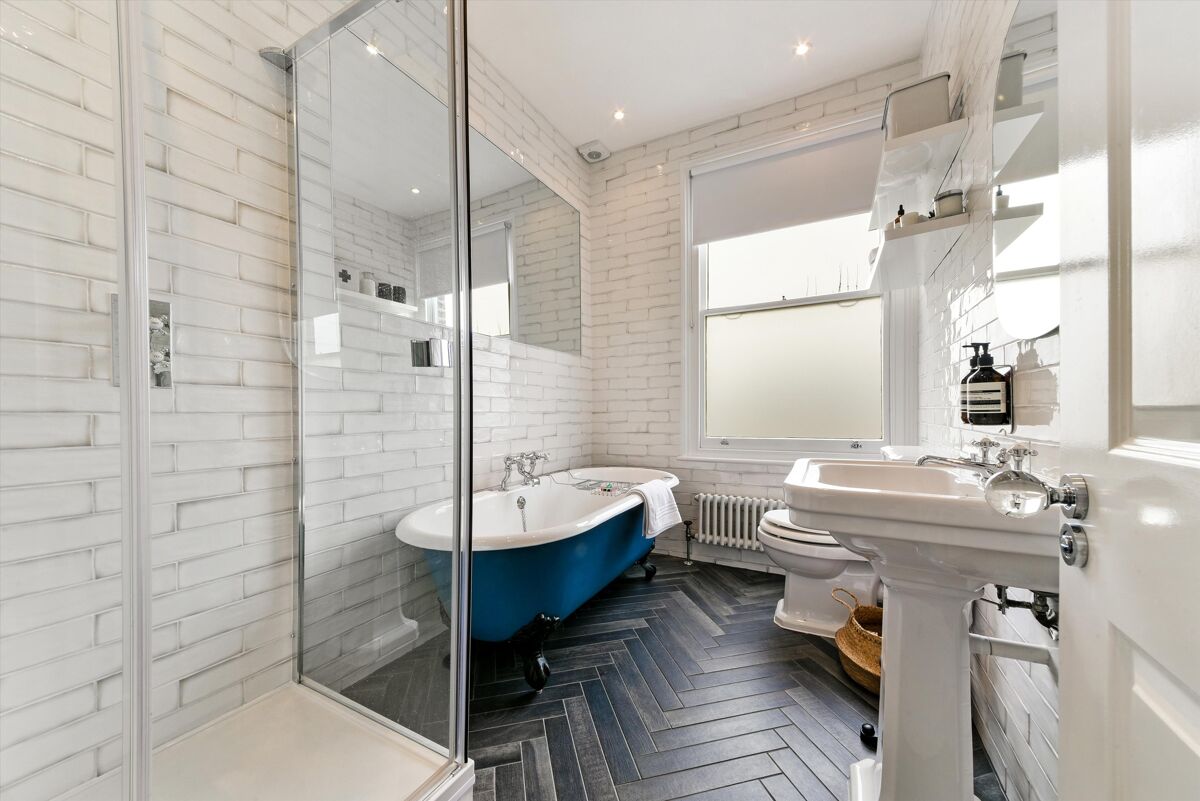 flat for sale in Balfour Road, London, N5 ISL012114922 Knight Frank