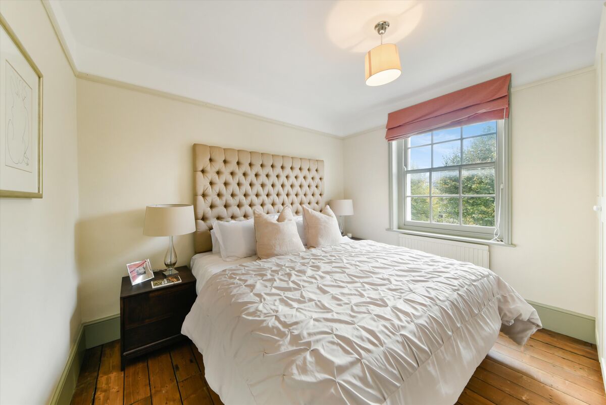 house for sale in Noel Road, London, N1 ISL012152574 Knight Frank