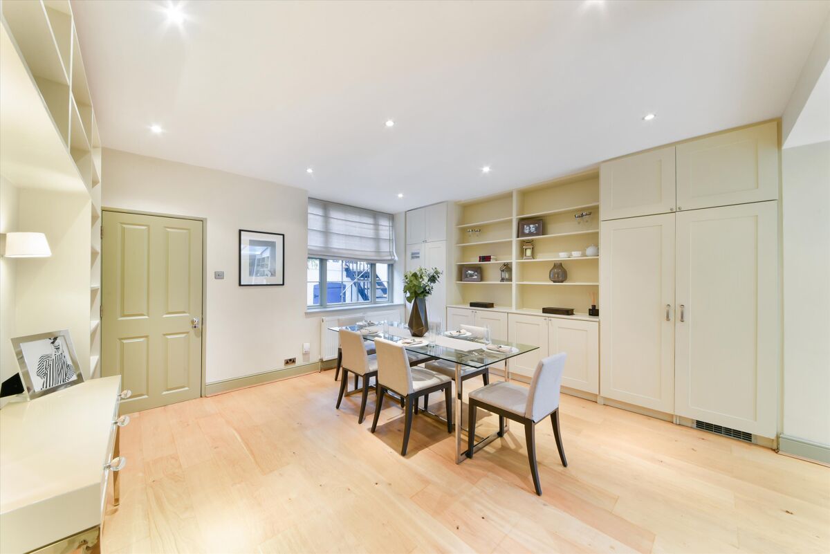 house for sale in Noel Road, London, N1 ISL012152574 Knight Frank