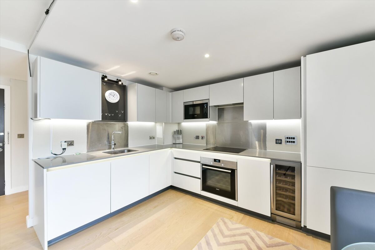 flat for sale in The Merchant Building, 38 Wharf Road, Islington
