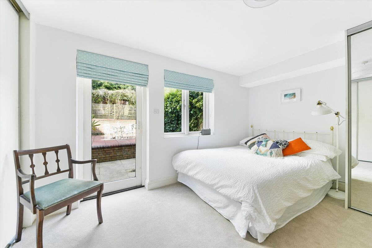 house for sale in Corsica Street, London, N5 ISL012186217 Knight Frank