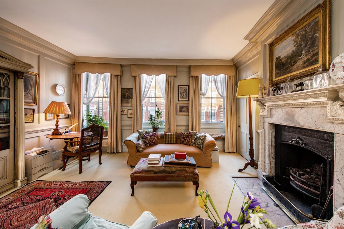 house for sale in Stoke Newington Church Street, London, N16