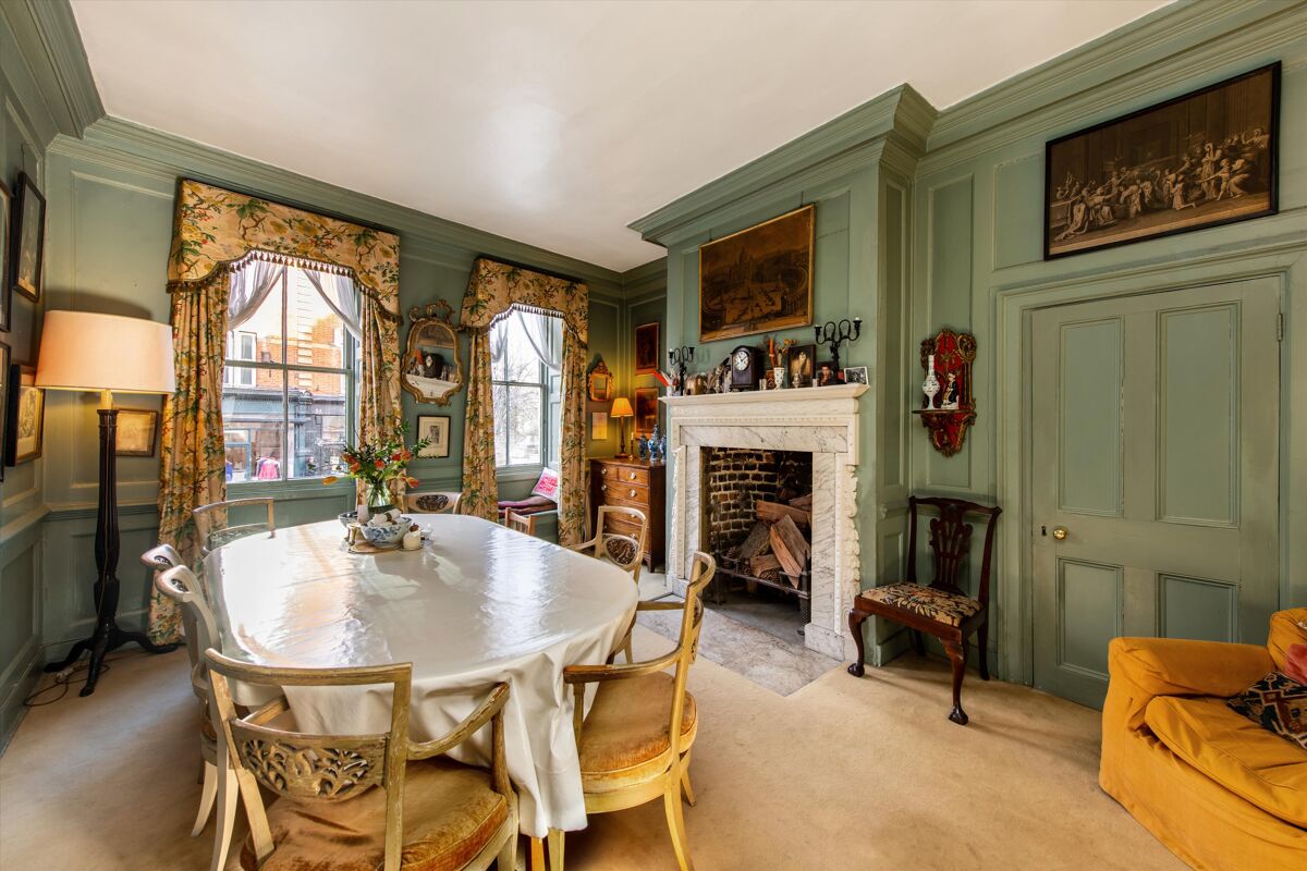 house for sale in Stoke Newington Church Street, London, N16