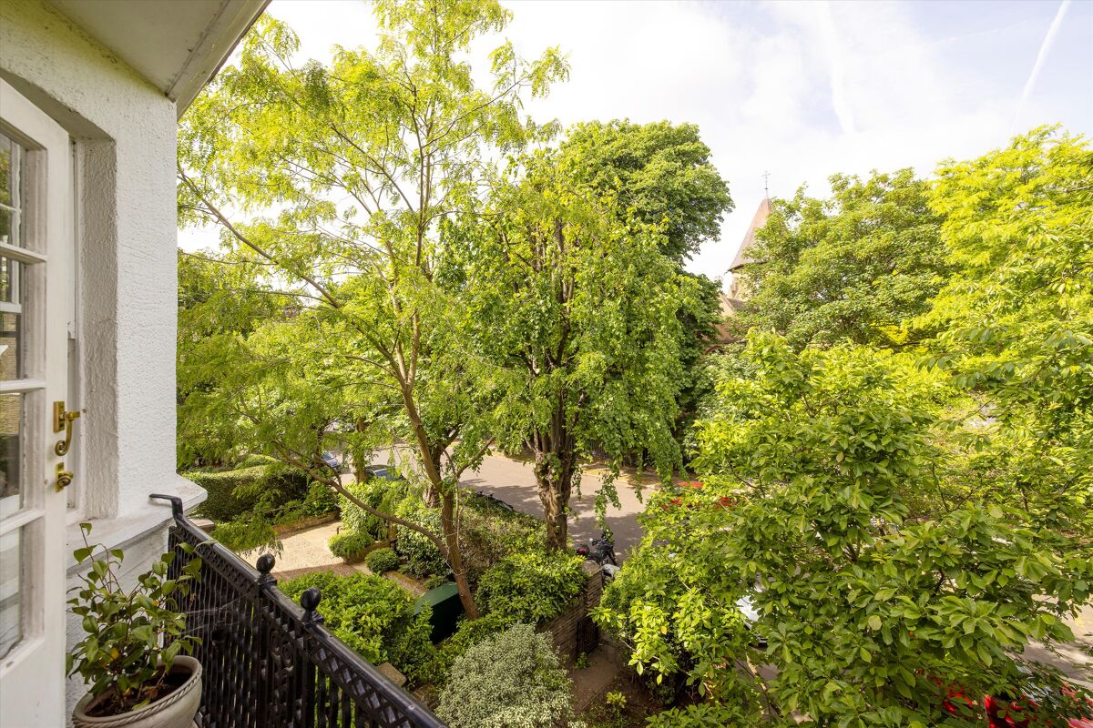 flat for sale in Aberdeen Park, London, N5 ISL012222815 Knight Frank