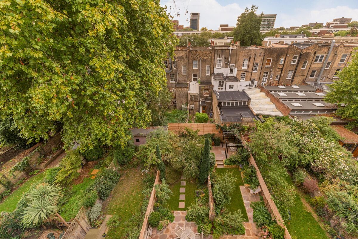 house for sale in Thornhill Square, London, N1 ISL012229288 Knight