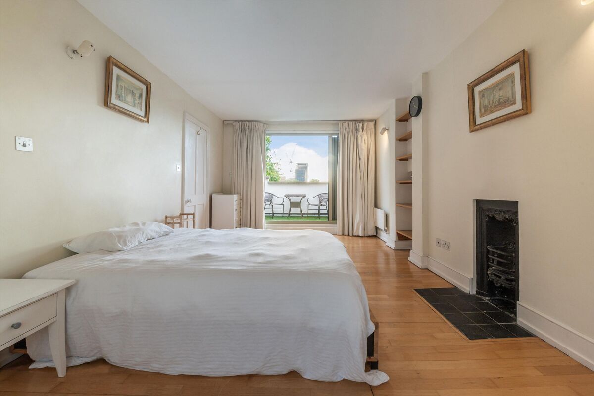 house for sale in Thornhill Square, London, N1 ISL012229288 Knight