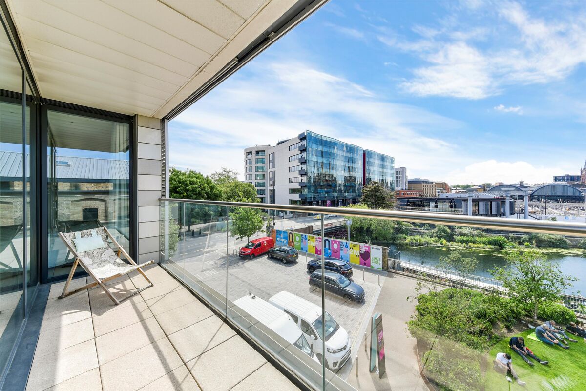 flat for sale in Arthouse, 1 York Way, London, N1C isl012259580