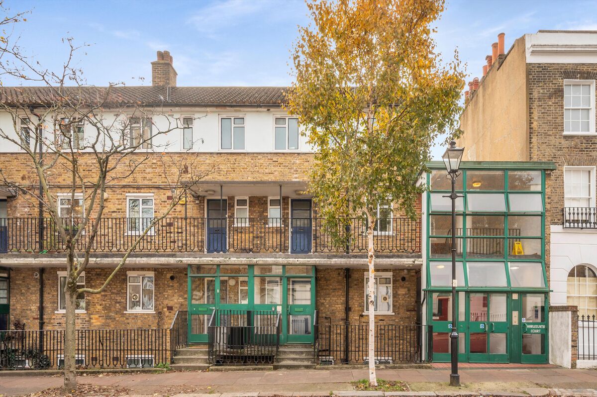 for sale in Gerrard Road, London, N1 ISL012280191 Knight
